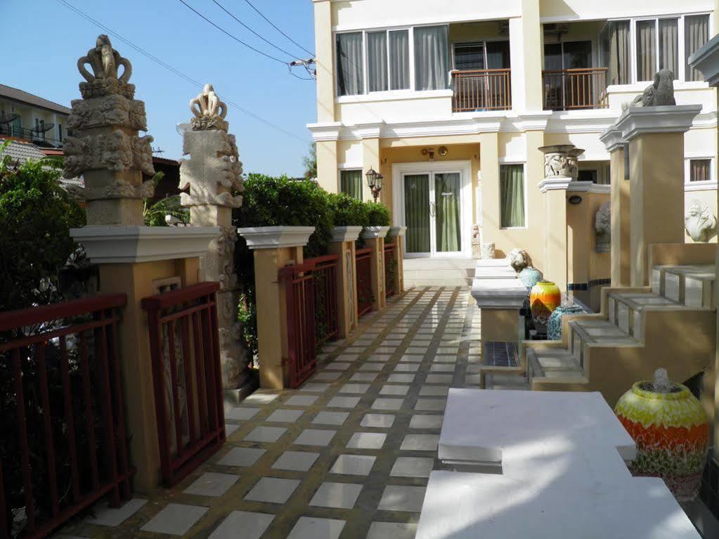 Chivapuri Residence Bangsaen Chonburi Exterior foto