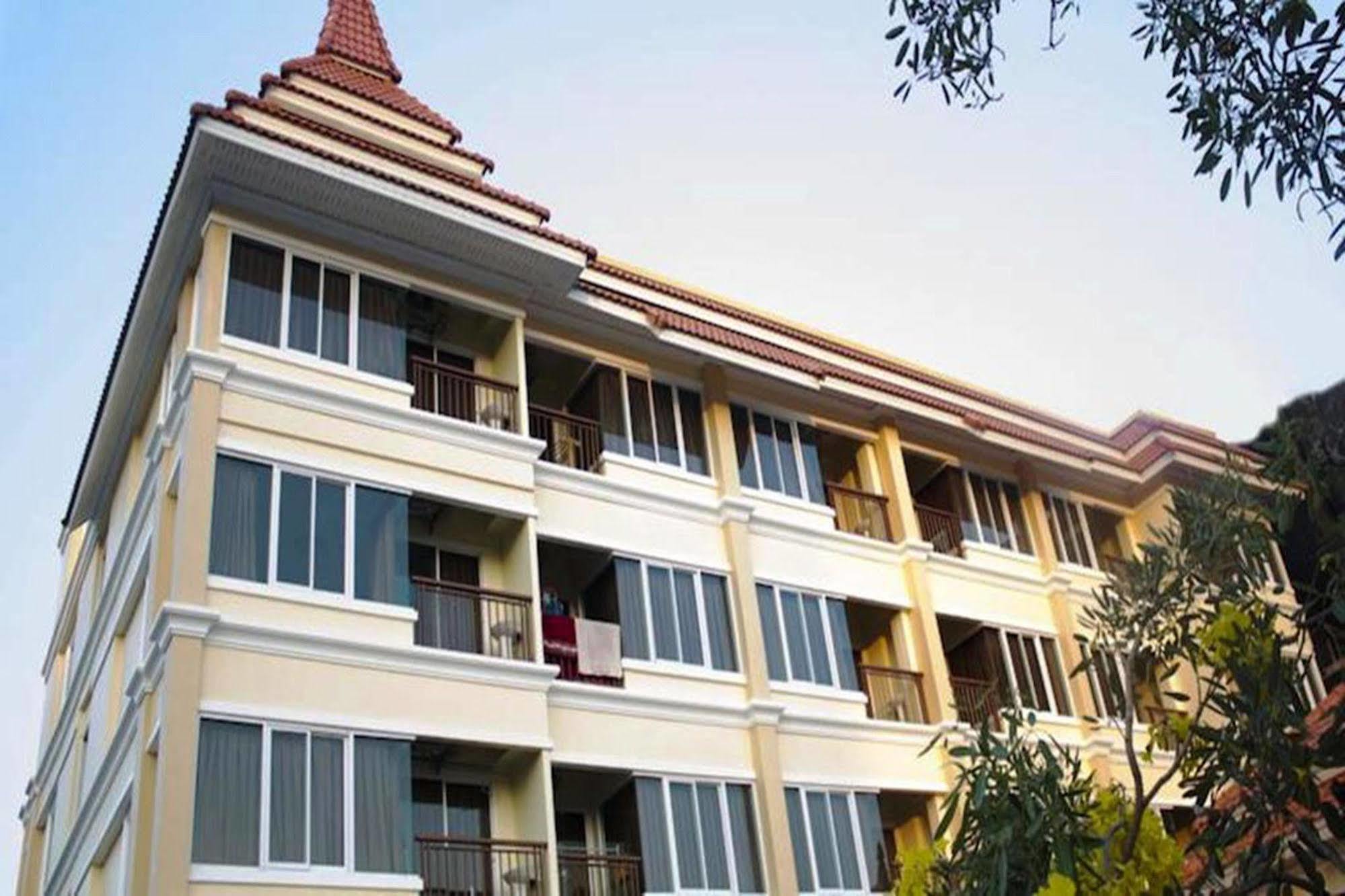 Chivapuri Residence Bangsaen Chonburi Exterior foto