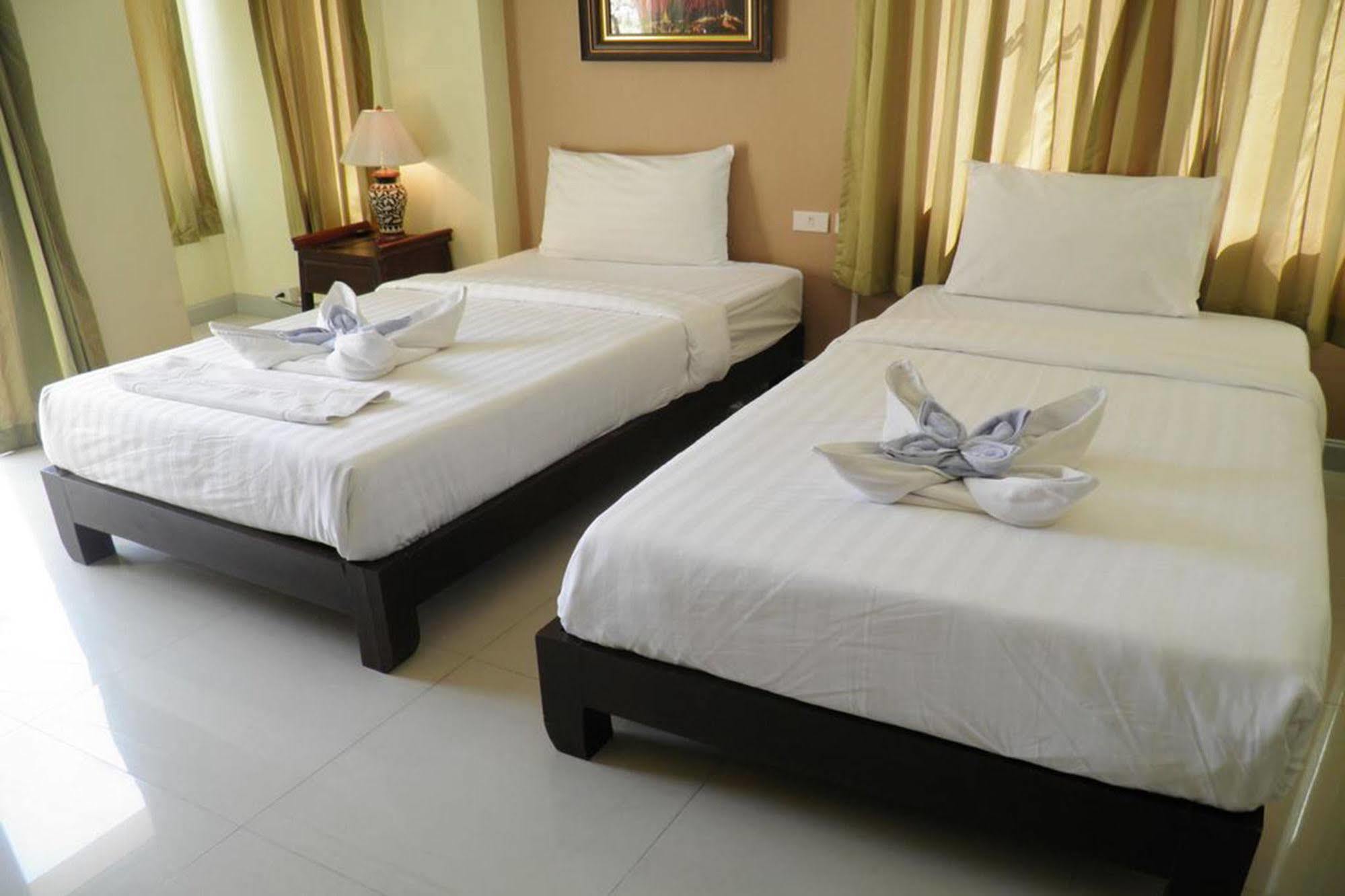 Chivapuri Residence Bangsaen Chonburi Exterior foto